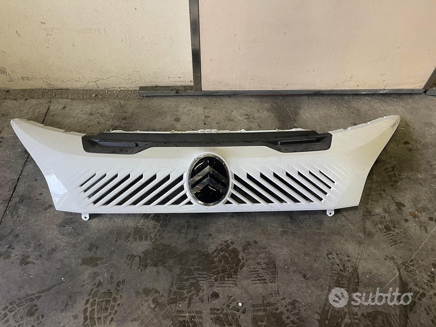 Mascherina Anteriore Per Citroèn Jumper 2024