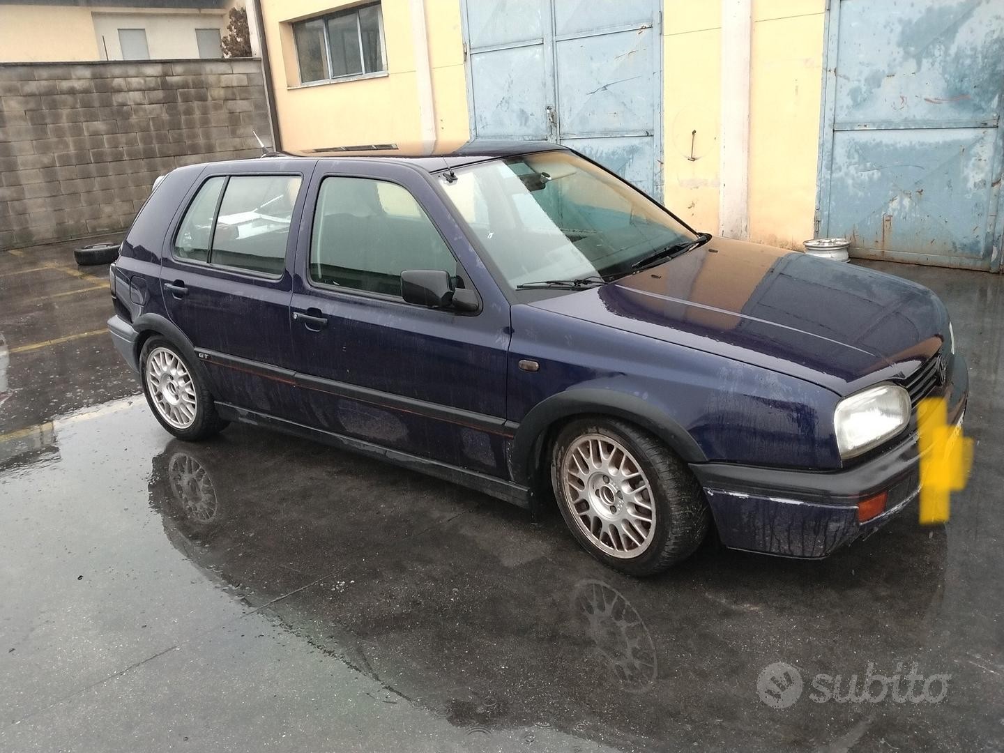 Volkswagen Golf 3 1.6 benzina demolito per ricambi