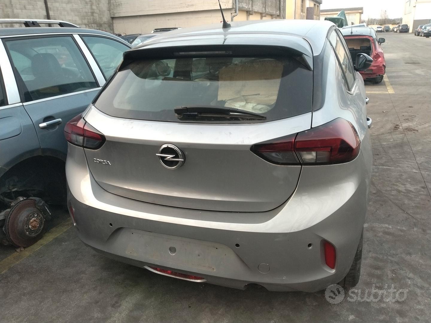 Opel corsa F 2020 demolito per ricambi