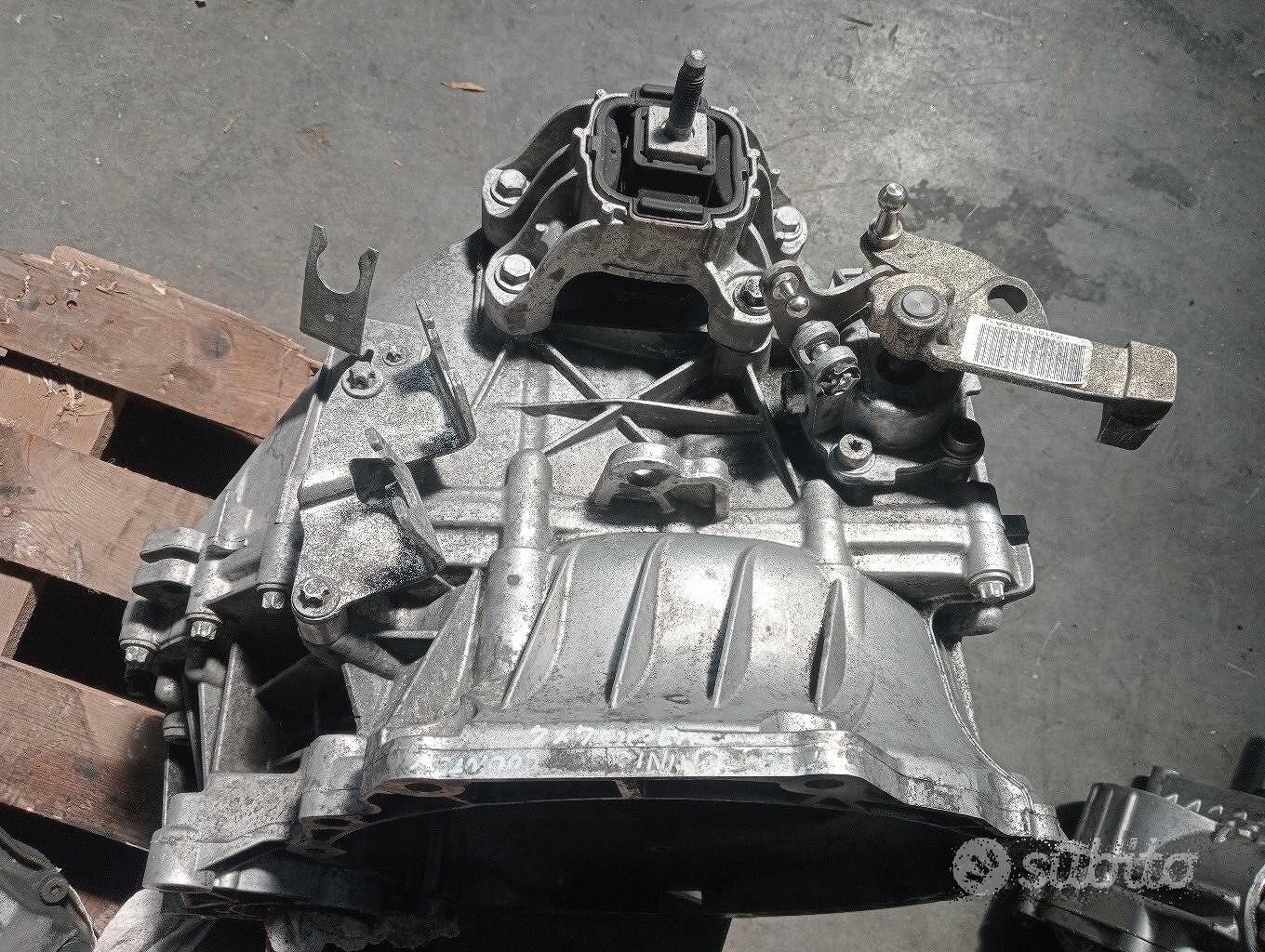 Cambio Manuale 4x4 Per Mini Countryman 1.6 TD 2014