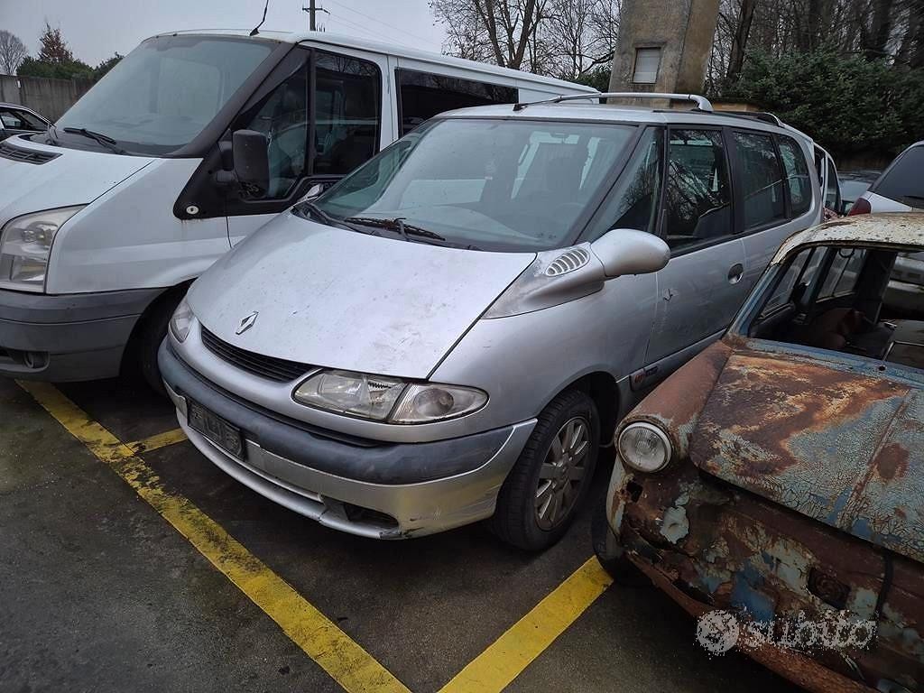 Renault Espace 1999 Demolita - Per Ricambi