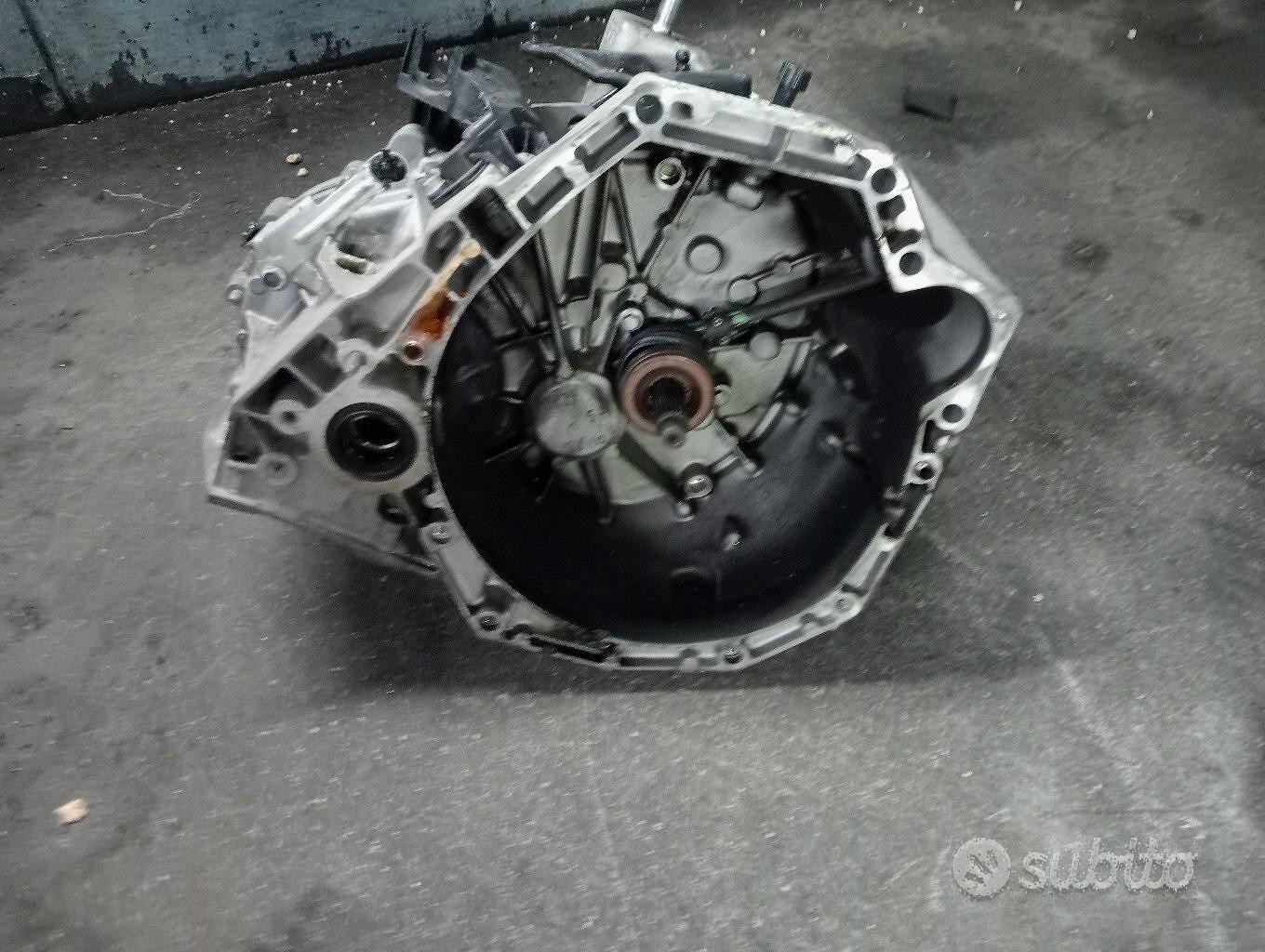 Cambio manuale Renault 1.5 k9k 2013