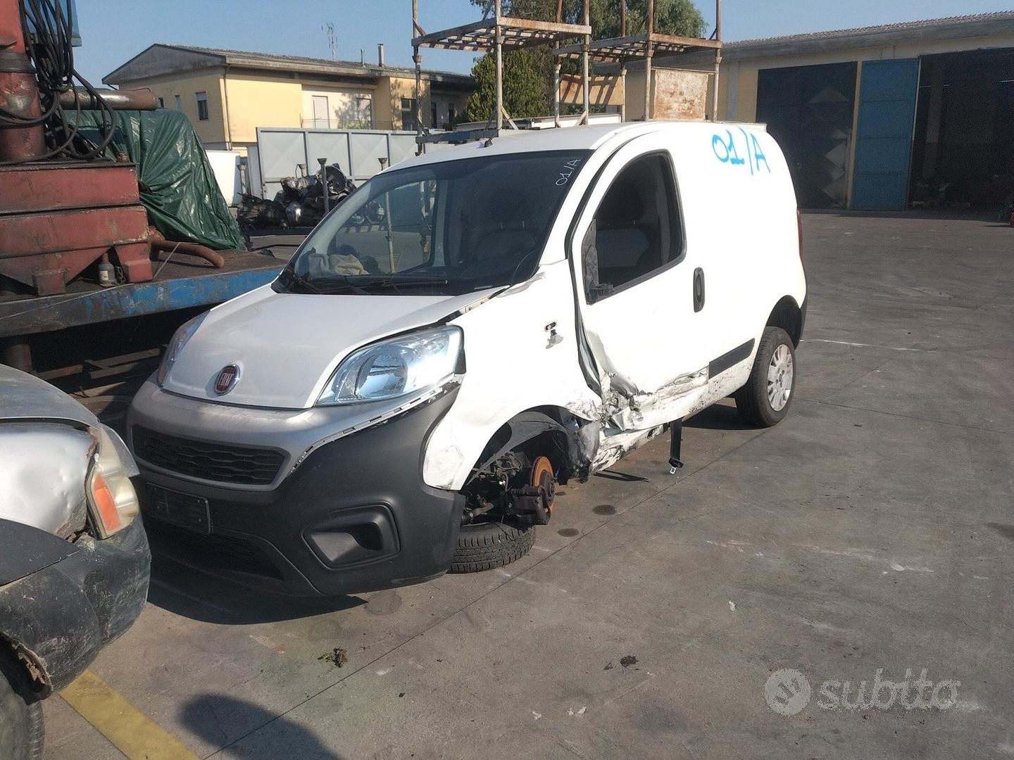 FIAT FIORINO 1.3TD 225A2000 demolito per ricambi