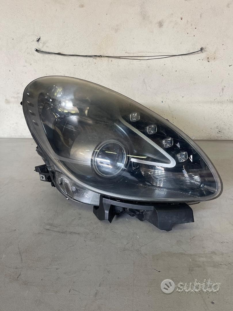 Faro - Fanale anteriore dx Giulietta 2010 Xenon