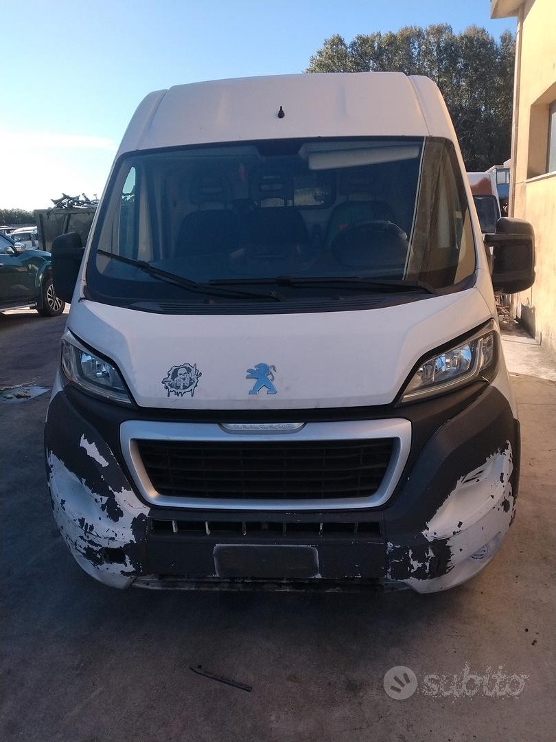 PEUGEOT BOXER 2.2TD 4H03 2018 demolito per RICAMBI