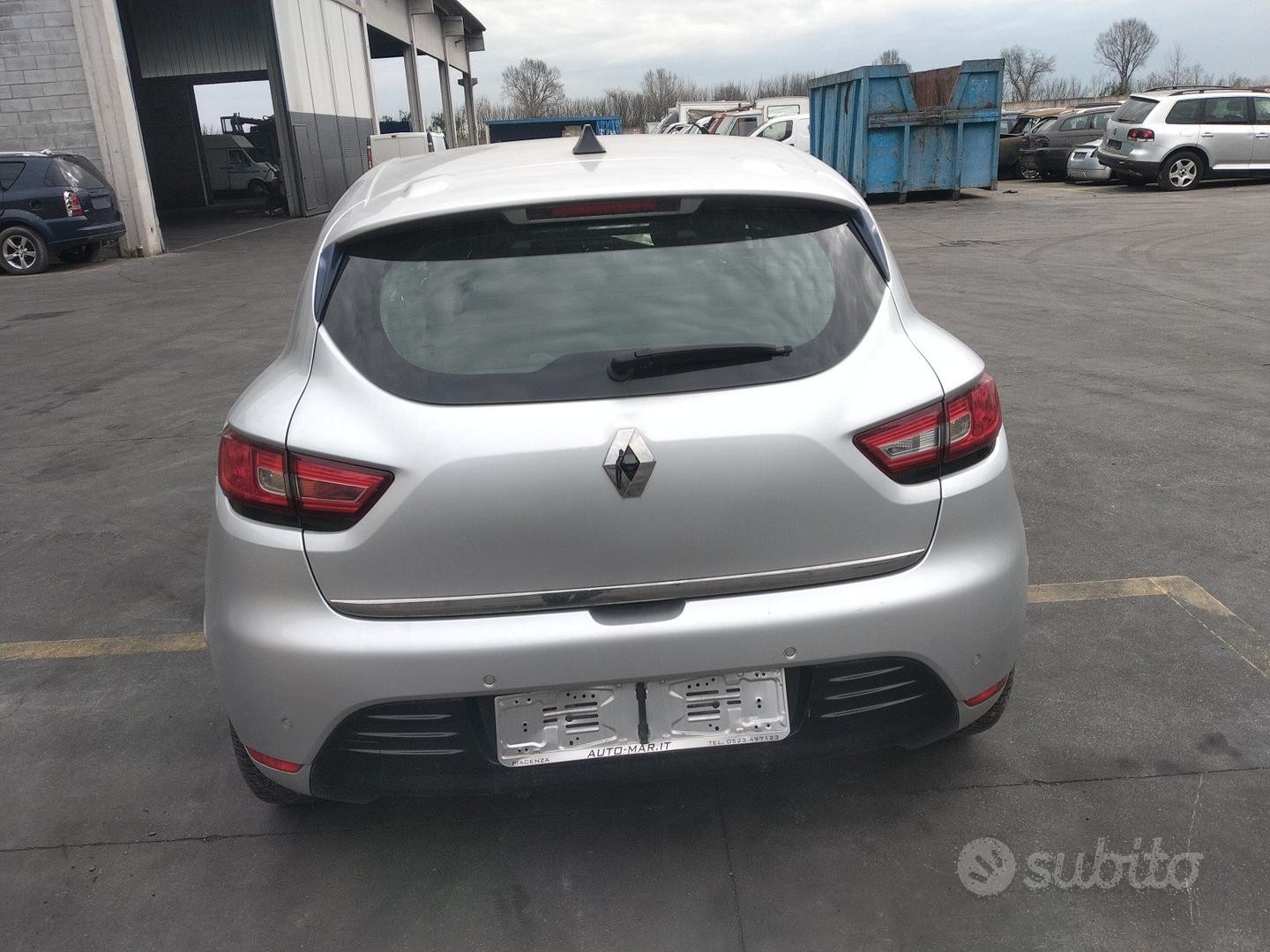 Renault Clio 2017 1.5 DCI k9k Bosch per ricambi