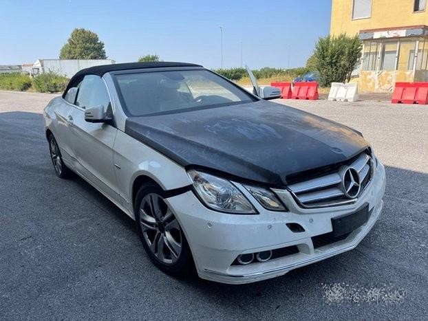 Mercedes E W212 Cabrio Demolita - Per Ricambi