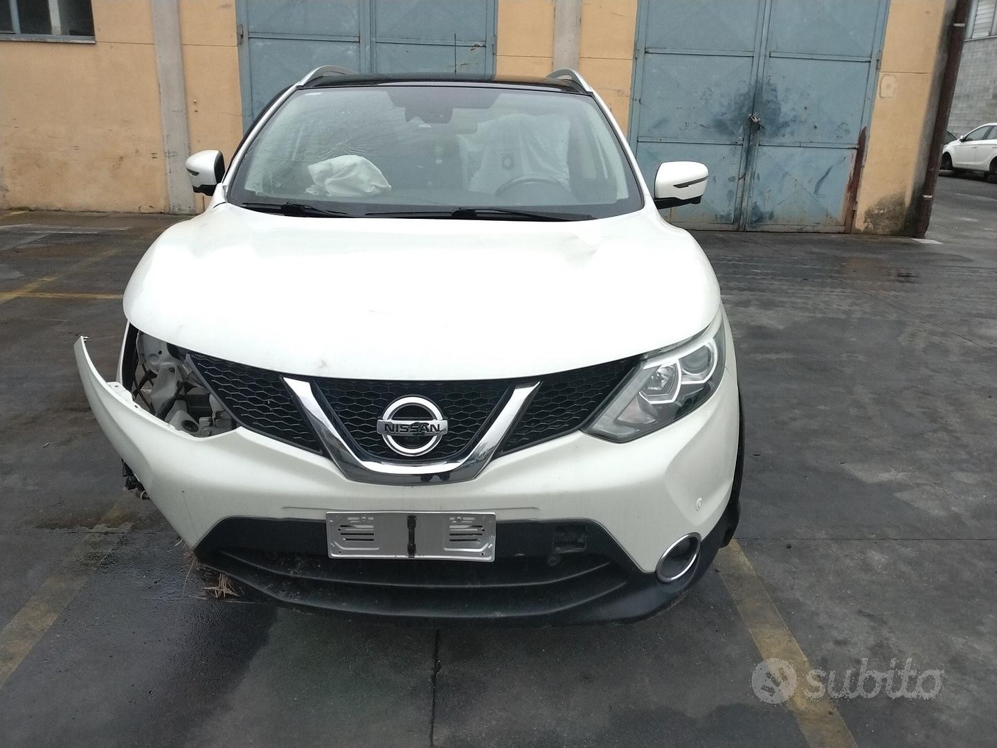 Nissan Qashqai 2018 1.6 TD R9M demolito per ricamb