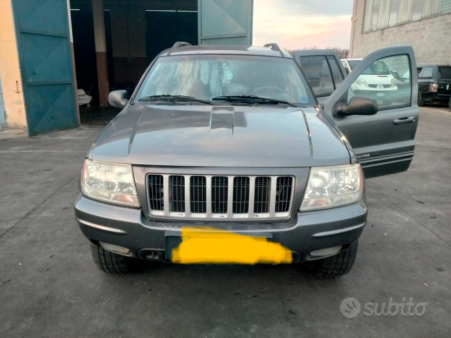 jeep Grand Cherokee wj 270cdi demolito ricambi