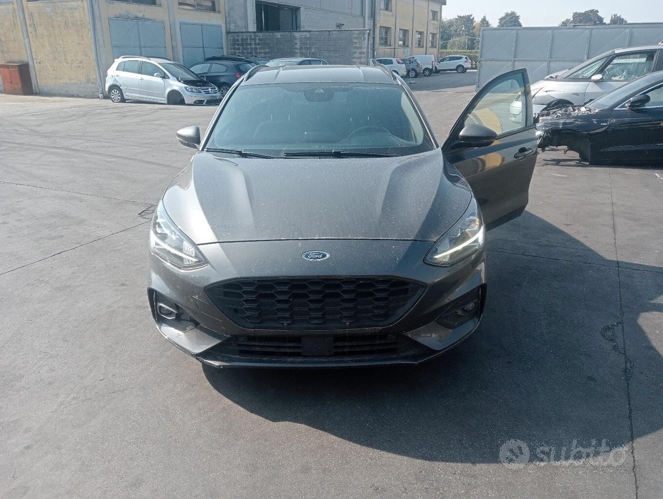 Ford Focus st line 2020 1.5 td manuale per ricambi