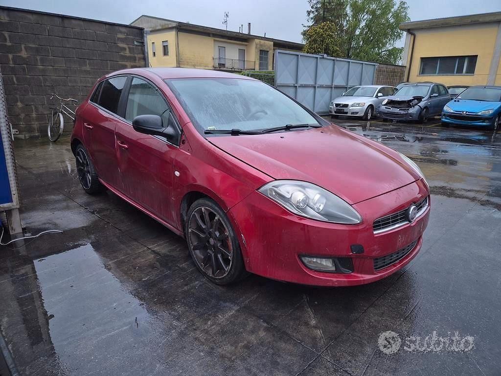 Fiat Bravo 2010 Turbo Diesel Demolita - Ricambi