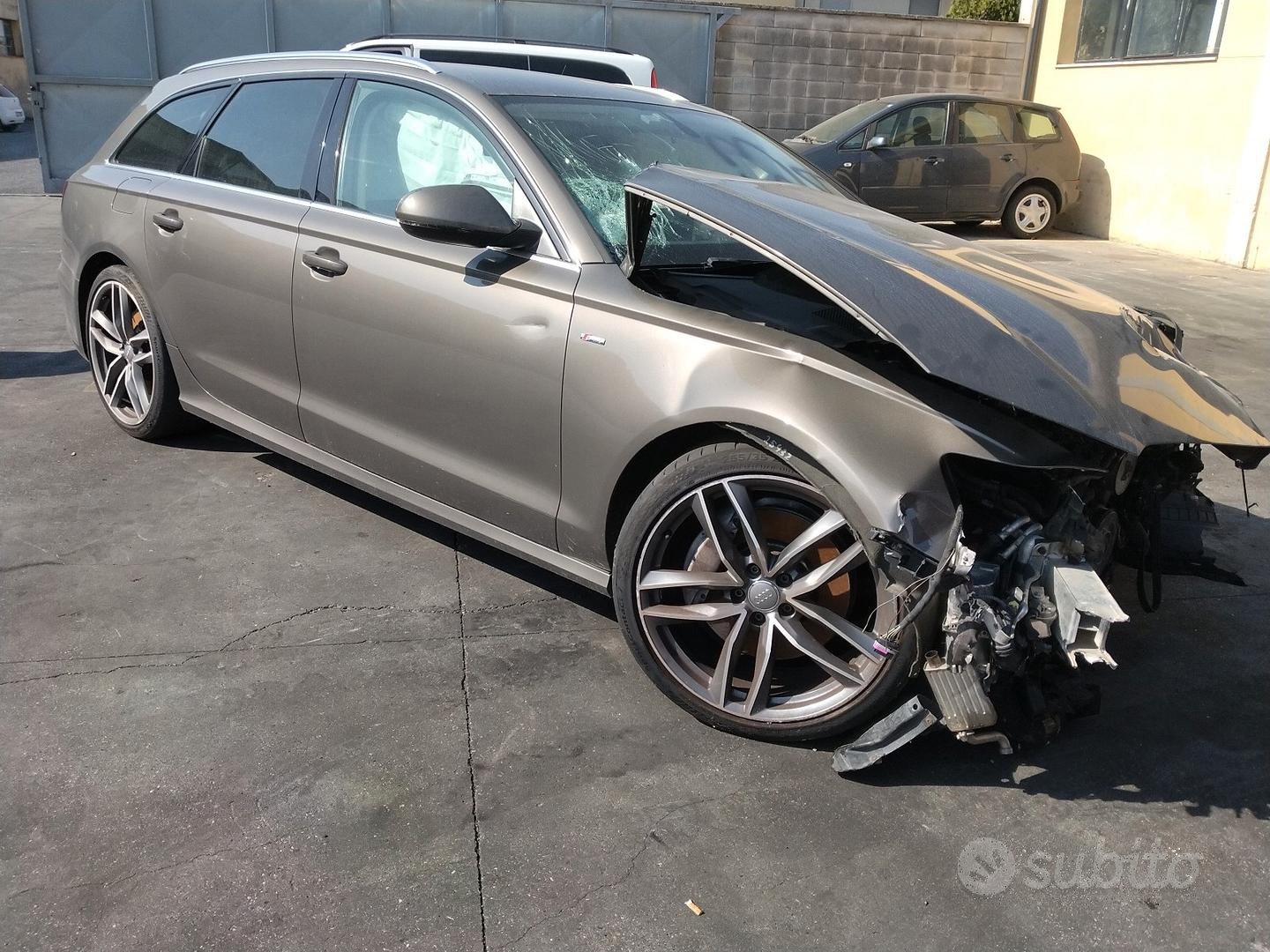 AUDI A6 3.0TDI 200KW CRT CZV DEMOLITO PER RICAMBI