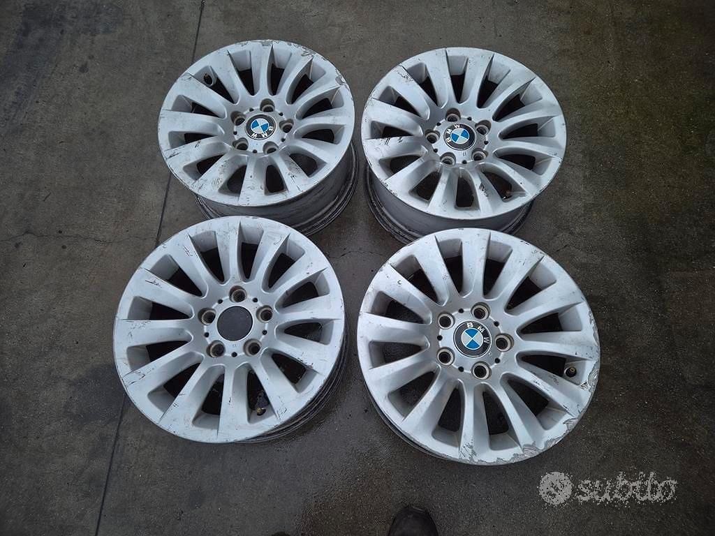 Cerchi In Lega Da 16" Per Bmw Serie 3 E90 2010