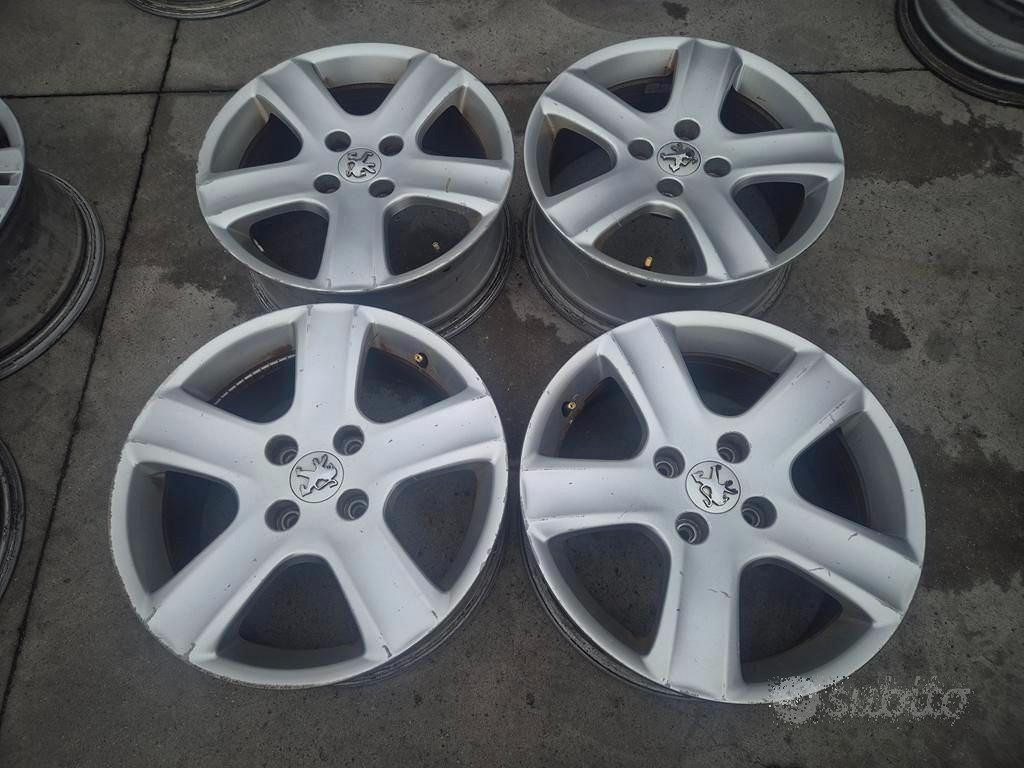 Cerchi In Lega Da 16" Per Peugeot 307 - 207 - 306