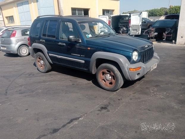 Jeep Cherokee 2.5 2002 Demolito - Per Ricambi