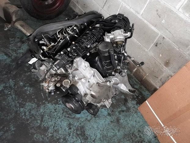 Motore Per Bmw Sigla N47D20C FUSO - ALBERO ROTTO