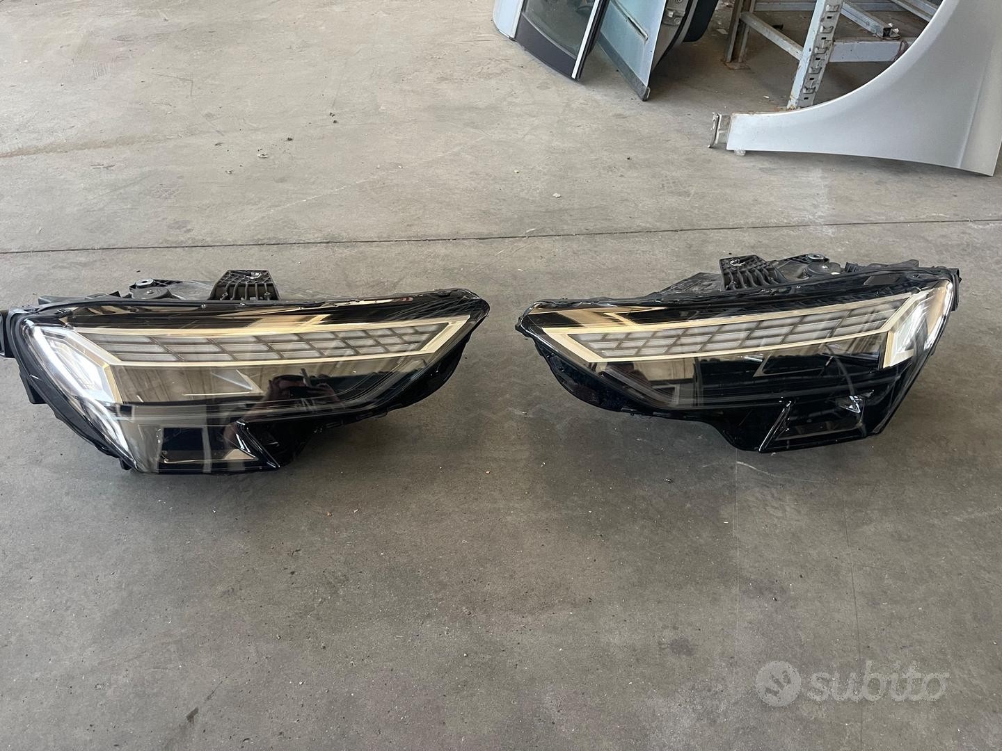 Fari - Fanali anteriori Audi RS3 2024