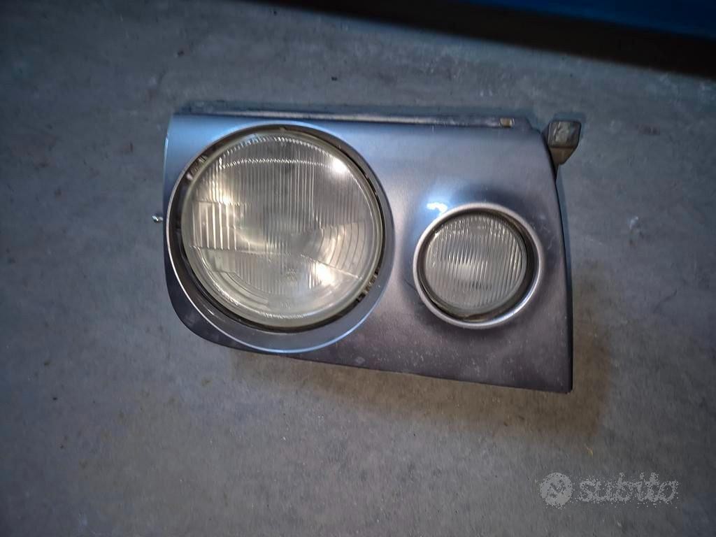 Fanale Anteriore Destro Per Nissan Terrano 2 2003