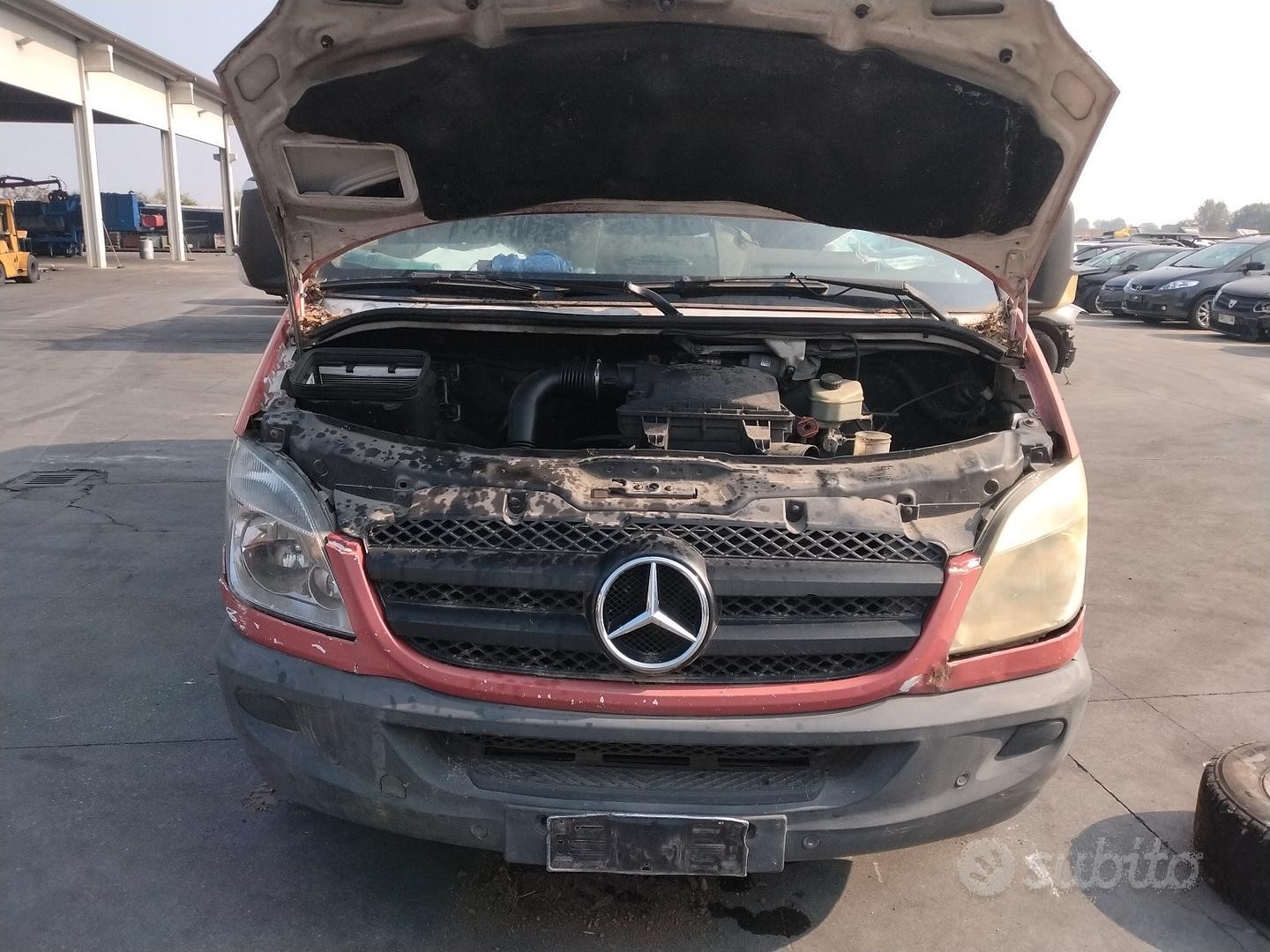 MERCEDES SPRINTER 220CDI 646 DEMOLITO PER RICAMBI